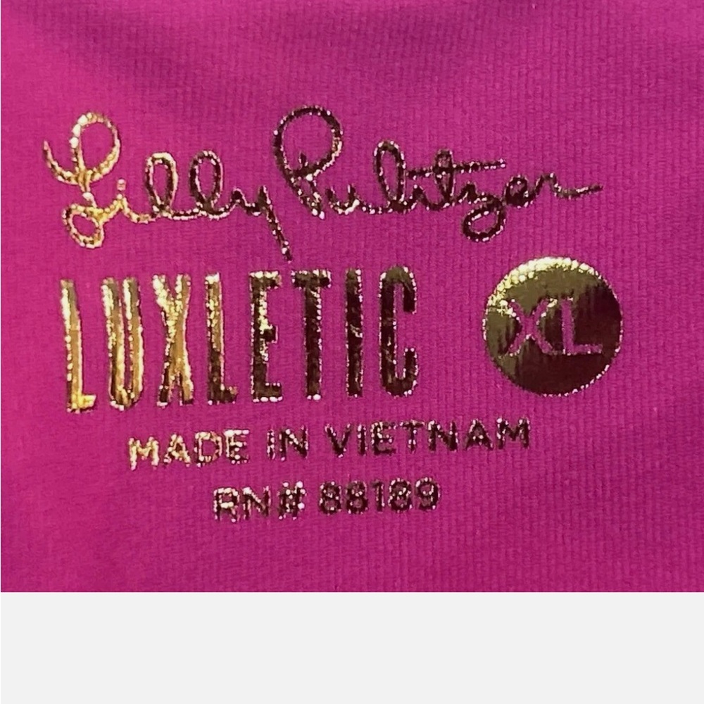 🦩🩷💙 NWT Lilly Pulitzer Luxletic Fara Skort
In Orchid Oasis Size XL - Picture 7 of 16
